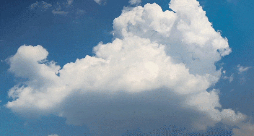 動く雲のGIF