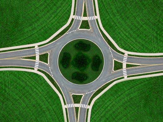 Four-way roundabout