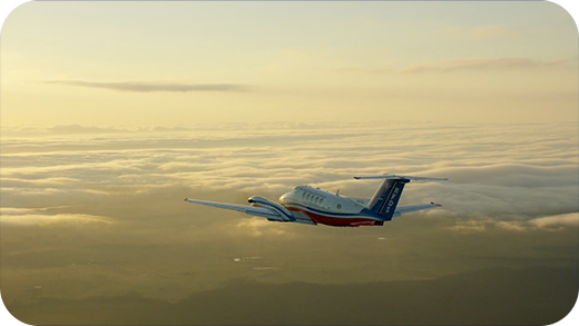 Royal Flying Doctor Service アウトバックの遠隔地のセキュリティを前面に押し出します