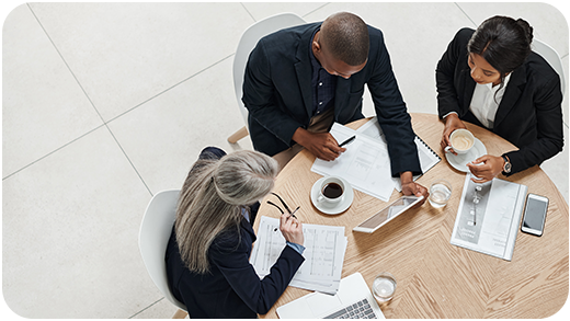 RISはテクノロジーを単一のプラットフォームに統合し、クラウドセキュリティをビジネスアクセラレータとして活用します。