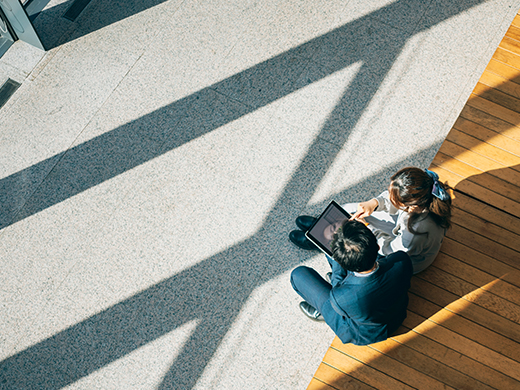 RISはテクノロジーを単一のプラットフォームに統合し、クラウドセキュリティをビジネスアクセラレータとして活用します。