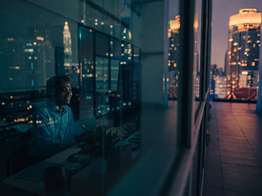 納期の短縮とコンプライアンスの維持