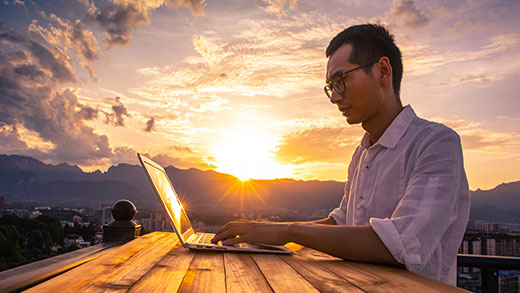 Enterprise Browser - Aumente a produtividade e simplifique o acesso seguro de dispositivos não gerenciados a sites, aplicativos da empresa, colaboração e recursos